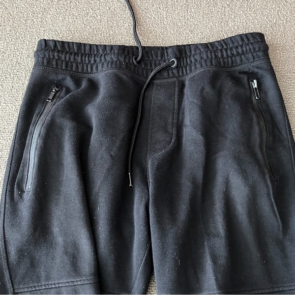 H & M joggers black small fits size 32 to 34 - Picture 2 of 5